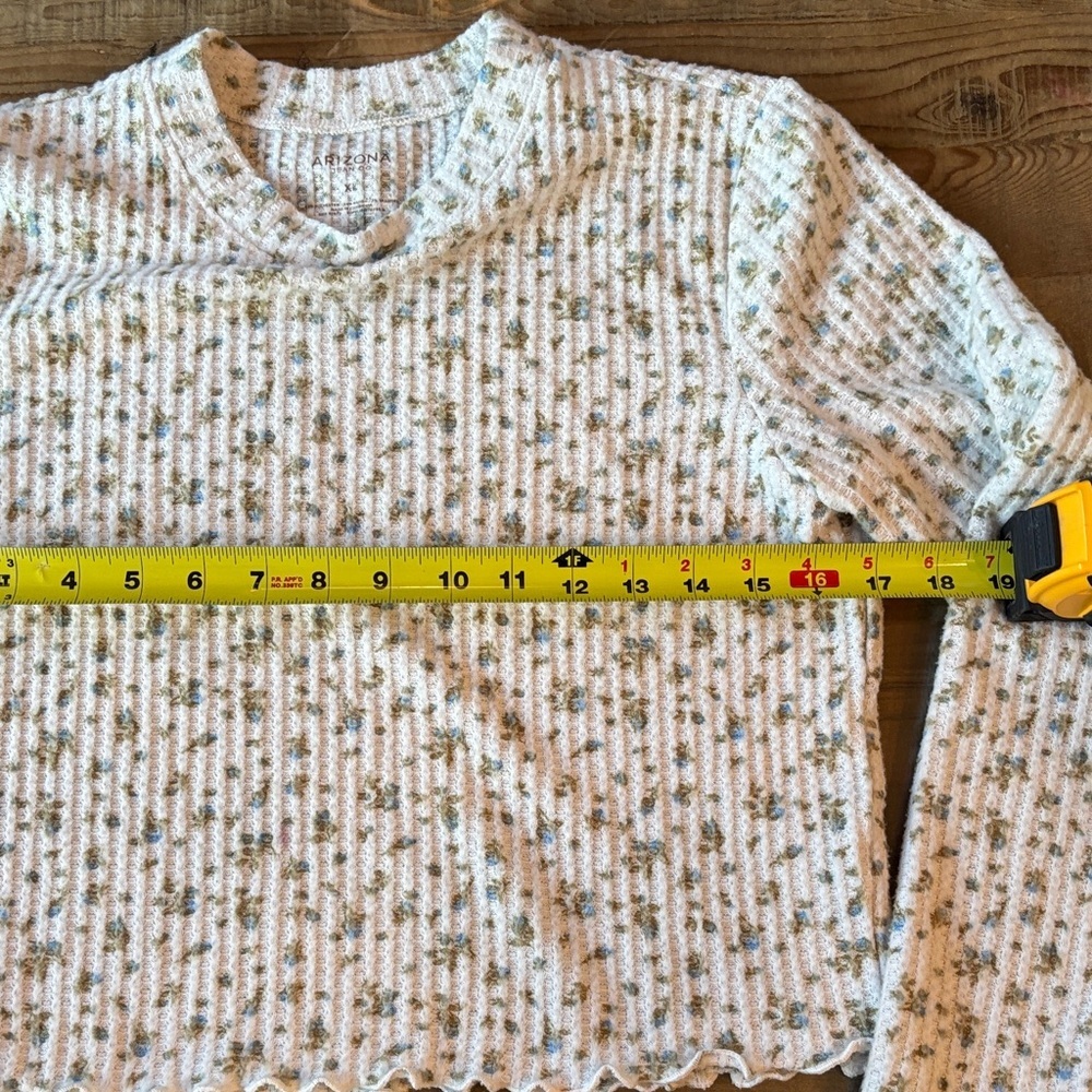 ✨Vintage-Inspired Y2K Floral Feminine Knit Long Sleeve ✨ - Picture 9 of 10